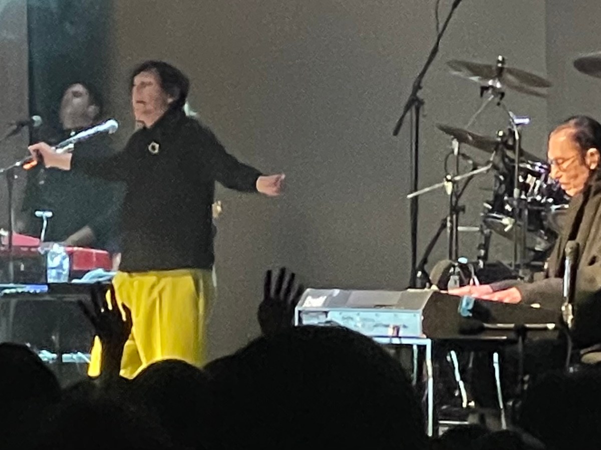 Song for Today: Dick&nbsp;Around